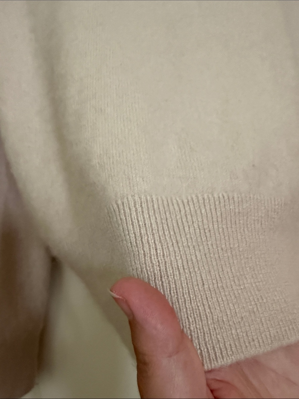 Neiman Marcus Ruffle-Front V-Neck 100% Cashmere Cardigan - Light Beige - Picture 6 of 6